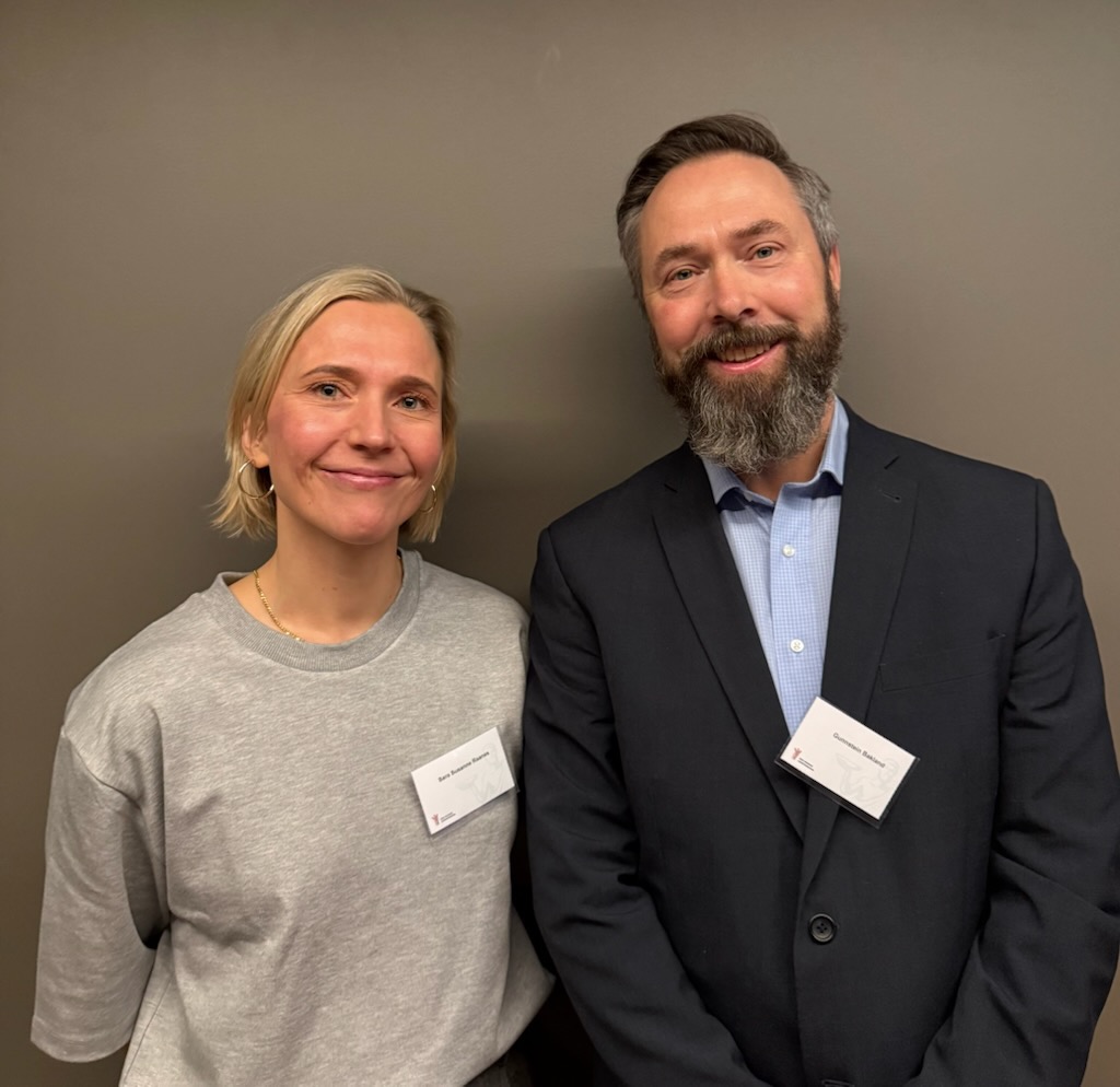 Foto av stipendiat Sara Raanes og revmatolog Gunnstein Bakland